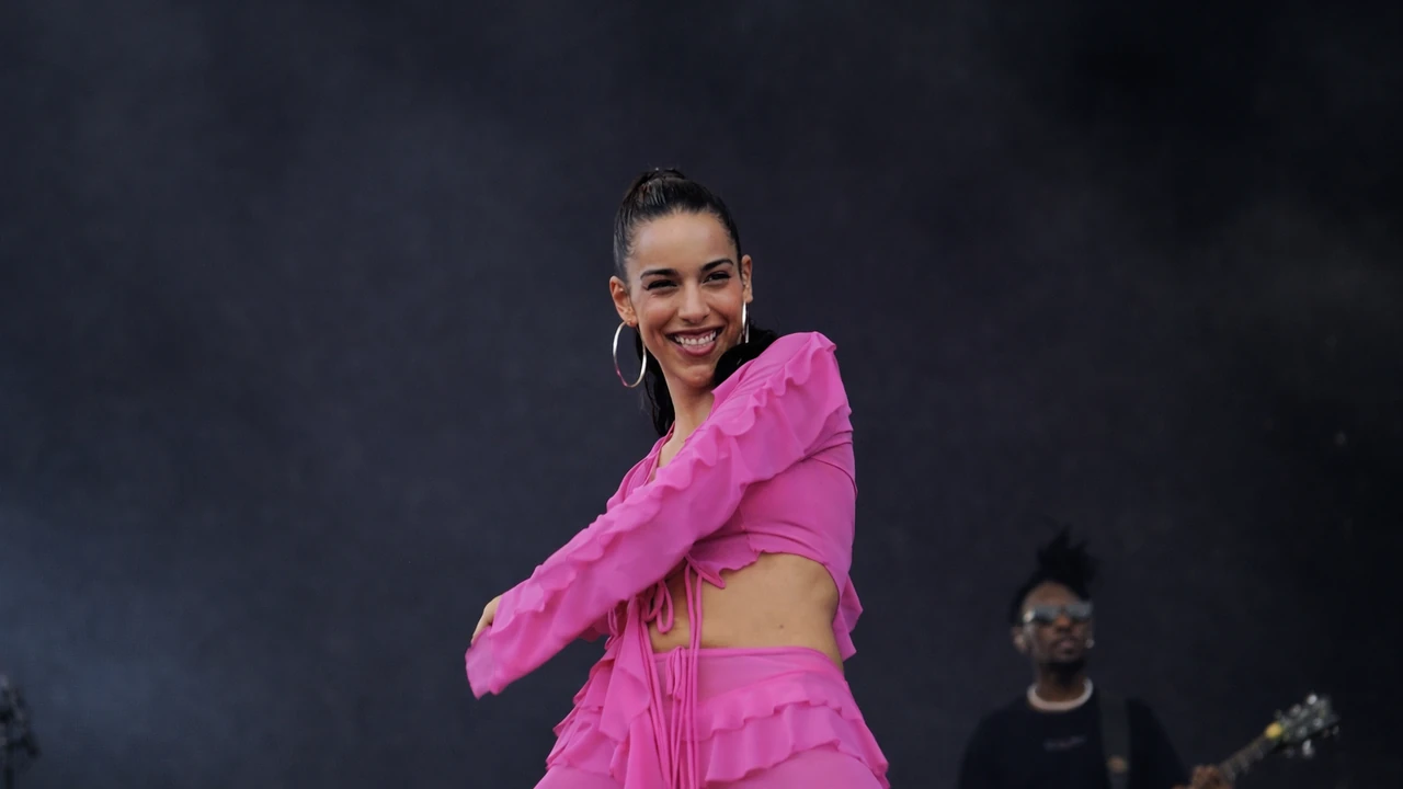 Sarara - Vídeo Artistas - Produção audiovisual premium pela NIIN Content